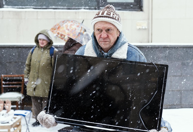 Актеры на съемочной площадке сериала «Дорогой родственник».