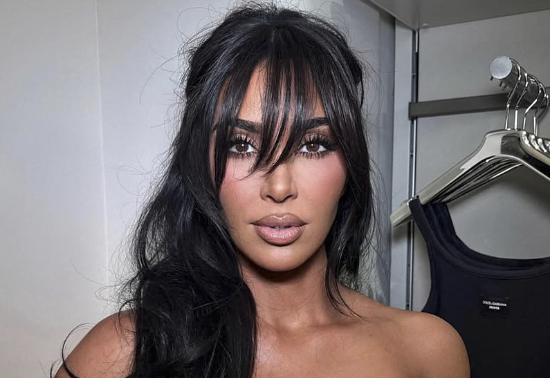 Критика Kim Kardashian за рекламу SKIMS во время пожаров в Лос-Анджелесе