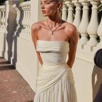 Российский дизайнер одержал победу, а Marchesa украсила восьмой день Каннского фестиваля.