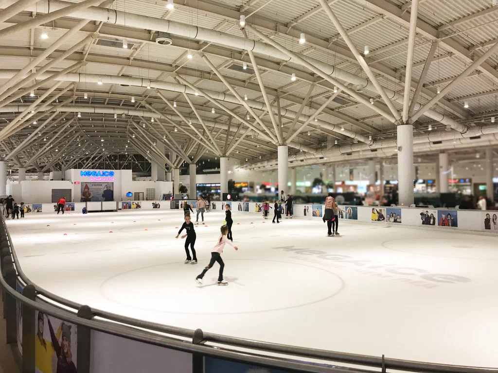 «Mega Ice»: ледовая арена для спорта и развлечений в Москве