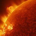 Советы для тех, кто страдает гипертонией: солнечная дыра сохранит ветер до вторника.
