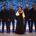 Елена Север исполнила патриотическую композицию на сцене Большого театра.