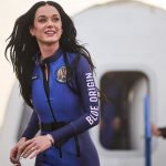 Кэти Перри после женской экспедиции в космос