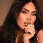 Меган Фокс поделилась новостями о беременности.