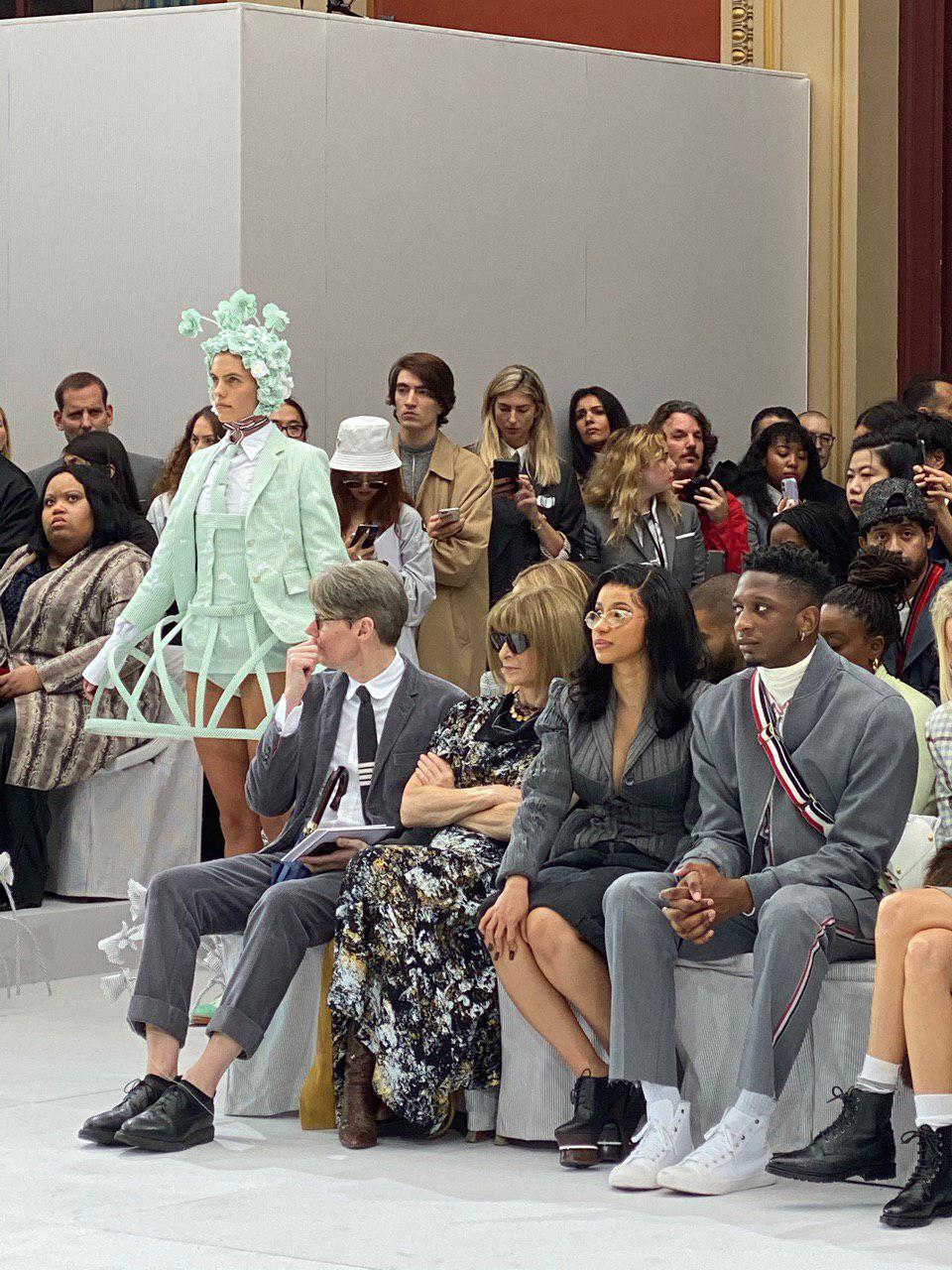 Мемы недели моды: вирусное видео с показом Margiela и другой шуток