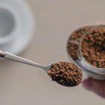 Растворимый кофе может навредить зрению