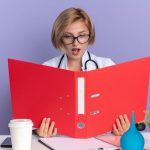 Врач Эггит назвал продолжительность опасного носового кровотечения