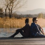 Как справиться с ощущением одиночества в отношениях?