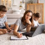 Защита детей от кибербуллинга: руководство для родителей
