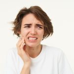 Какие заболевания связаны с разрушением зубов?