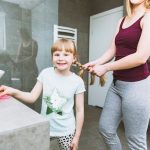 9 вредных привычек, которые отрицательно влияют на нашу воспитанность и здоровье.