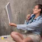 За 35 лет художница превратила свой дом в уникальную галерею