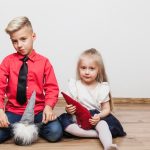 7 признаков языка тела малыша: как понять, что ему нужно