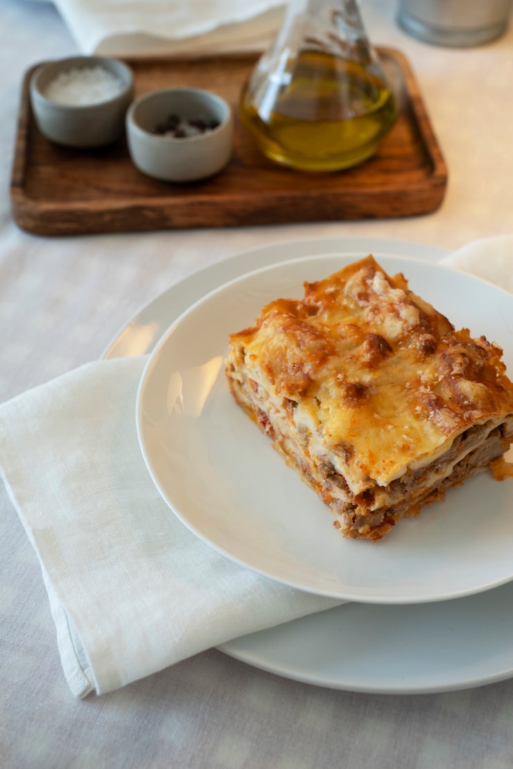 Приготовьте лазанью с семью вкусами: рецепты от шеф-поваров для домашней кухни.