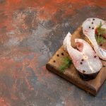 Скумбрия, запеченная рулетом: альтернатива мясу на углях