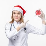 Ортопед рассказал, как правильно выбирать зимнюю обувь, чтобы не навредить ногам