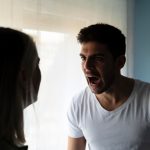 Как вернуть внимание парня: возможные причины и решения.