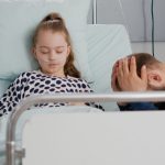 Недоношенная близнецышка с тяжелым пороком сердца выжила благодаря врачам Центра Мешалкина.