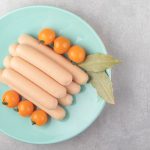 В Россельхознадзоре сообщили о выявлении сосисок с некачественной начинкой