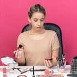 Косметика, которая пылится: 8 бьюти-средств, покупка которых оказалась неудачной