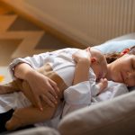 Способы уложить ребенка спать быстро и без проблем