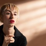 Дженна Ортега популяризировала стрижку боб с объёмной челкой