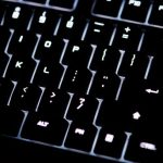 Эволюция клавиатуры: от пишущей машинки к современному компьютеру