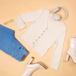 Как обновить осенний гардероб: 11 альтернатив классическим синим джинсам