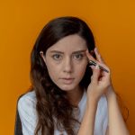 Как сделать взгляд более открытым: распространенные ошибки в макияже глаз