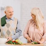 Продукты, ускоряющие старение: что стоит исключить из рациона