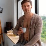 Лиам Хемсворт высказался о замене Генри Кавилла в сериале «Ведьмак»