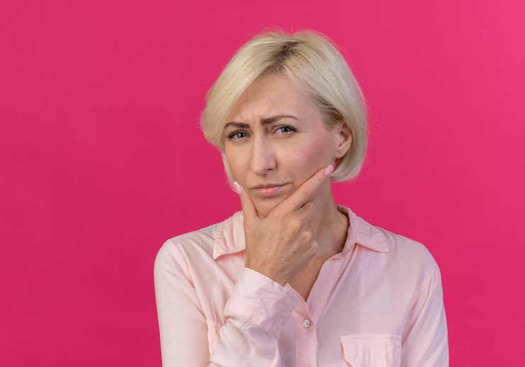 Что вызывает онемение губ: основные причины