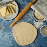 Как приготовить идеальное тесто для чебуреков: пошаговый рецепт