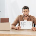 Что делать, если муж остался без работы: советы и поддержка