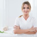 5 процедур в косметологии для омоложения и коррекции фигуры