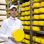 Как делают сливочное масло: от сырья до готового продукта