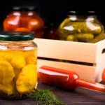 Какие консервы представляют наибольшую опасность для здоровья?