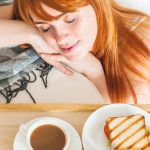 Как взбодриться после насыщенного застолья