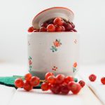 Клюква как альтернатива антибиотикам: польза для здоровья.