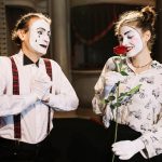 Актеры Данила Козловский и Паулина Андреева снимают фильм «НиктоКакТы» в Санкт-Петербурге, посвященный поиску настоящей любви.