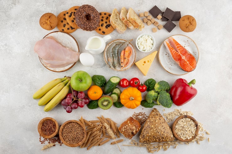 Продукты, скрывающие лишние килограммы: что стоит исключить из рациона для стройной фигуры