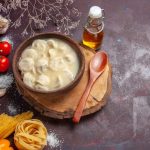 Ночной кефир с молоком: простой соус для пельменей и хинкали