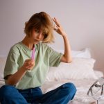 Как состояние волос может указывать на проблемы со здоровьем: 6 болезней, которые определит расческа