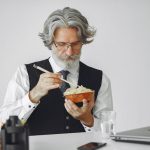 Сильвестр Сталлоне рассматривает использование искусственного интеллекта для омоложения в новом фильме о Рэмбо