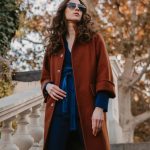 Блуза с бантом в стиле Saint Laurent: 10 российских брендов предлагают главный тренд осени
