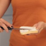 Как очистить шампуры от жира без воды: простой трюк с луковицей