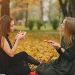 Нина Добрев прокомментировала сообщения о её романе с Заком Эфроном.