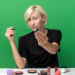 Донни Дэйви, визажист сериала «Эйфория», представила свой бренд косметики Half Magic