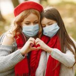 Как понять, есть ли у вас COVID-19 и как обезопасить близких