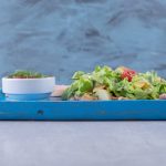Вкусный ужин готов за считанные минуты: 6 салатов из консервов